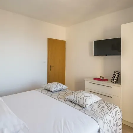 Apartament Lana