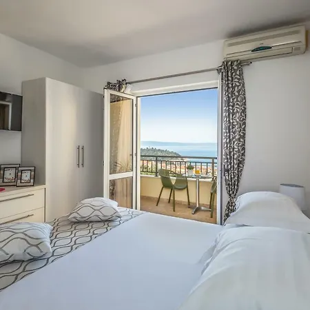 Appartamento Lana Makarska